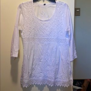White linen with lace 3/4 length shirt